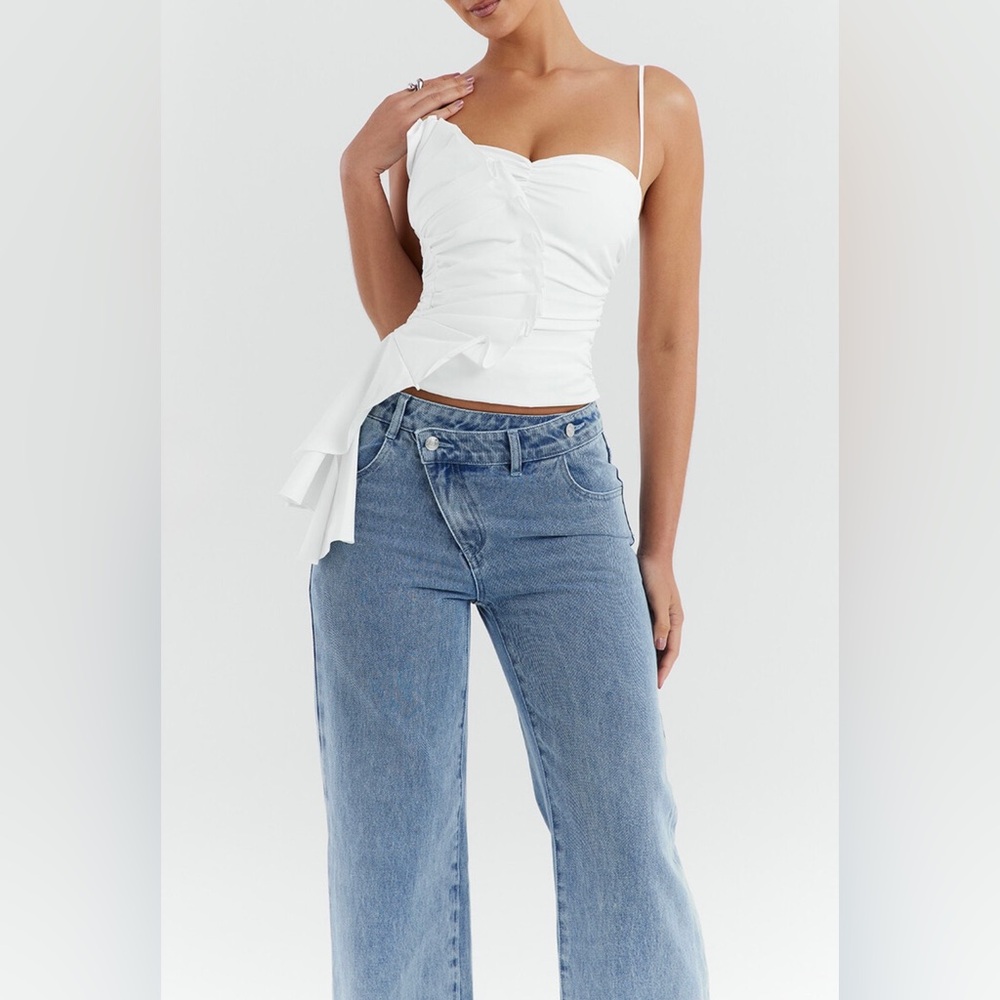 ❤️‍🔥Firm Price❤️‍🔥Mistress Rocks White Ruffle Top - Picture 3 of 13